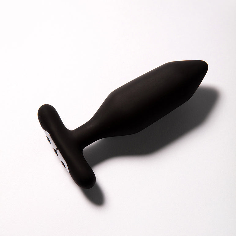 Je Joue Onyx Powerful Rumbly Vibrating Butt Plug