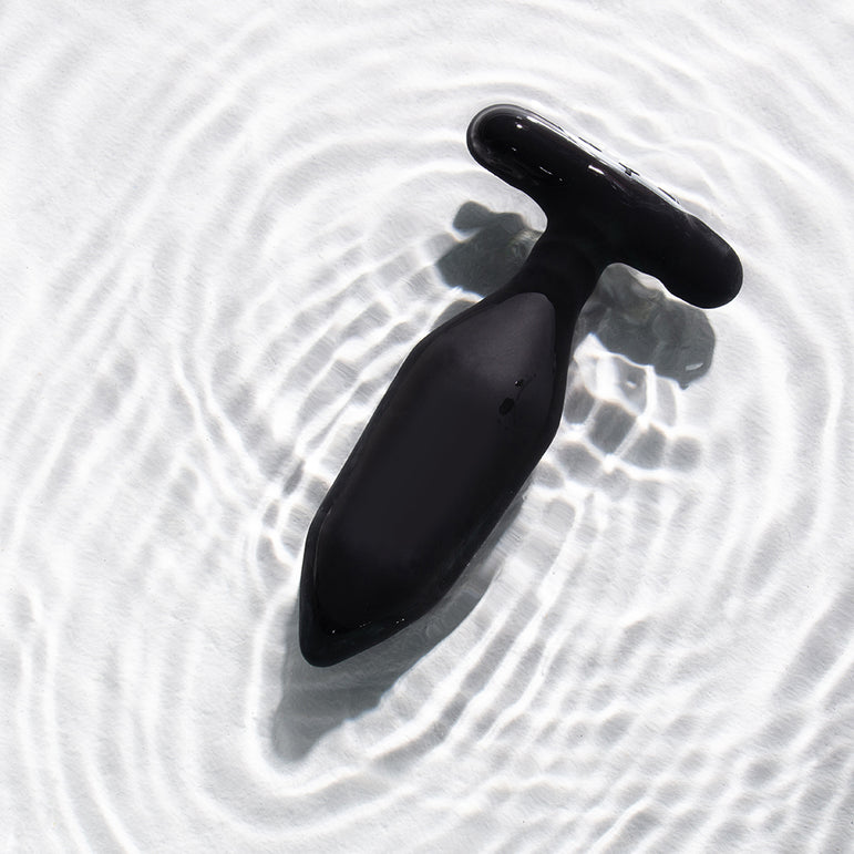 Je Joue Onyx Powerful Rumbly Vibrating Butt Plug