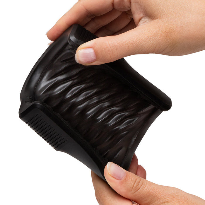 Arcwave Zing Adjustable Vibrating Silicone Masturbator