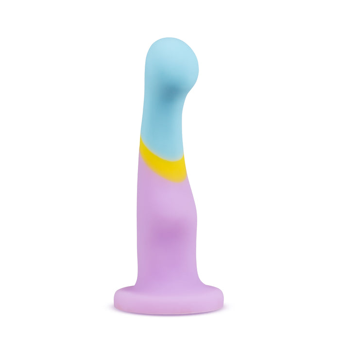 Heart of Gold 6 Inch Silicone Suction Cup Dildo