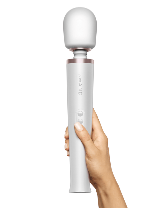 Le Wand Wand Le Wand Cordless Vibrating Massager - White