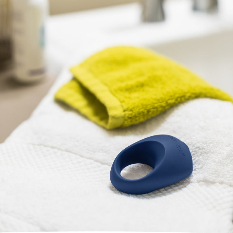 We-Vibe Pivot Vibrating Silicone Couples Cock Ring