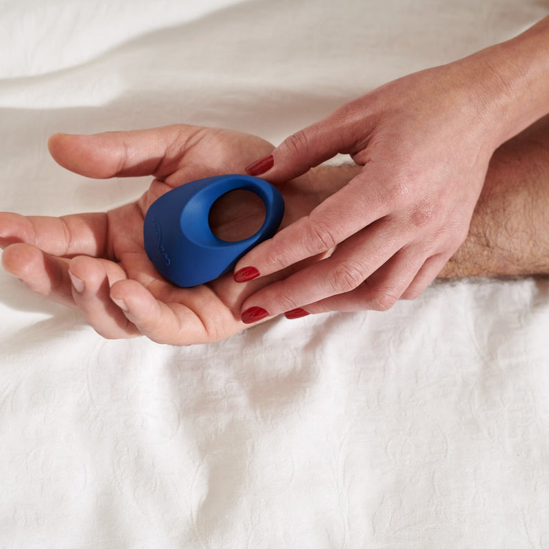 We-Vibe Pivot Vibrating Silicone Couples Cock Ring
