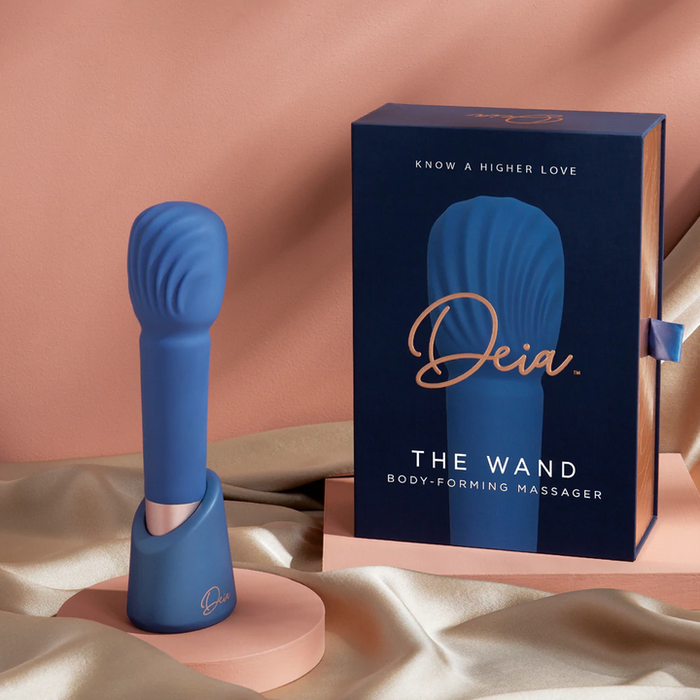 Deia Wand - Powerful Silicone Vibrator