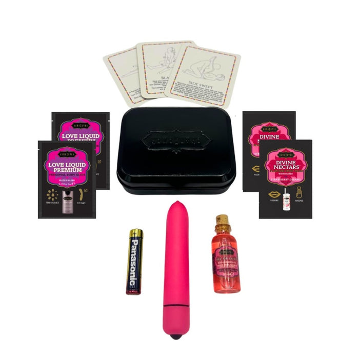 Kama Sutra Weekender Sensual Play Kit - Strawberry